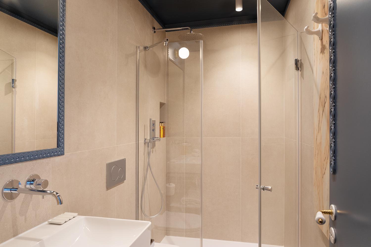 Paris Home Collection Serviced Apartments In Opera - Rue Saint-Lazare Dış mekan fotoğraf